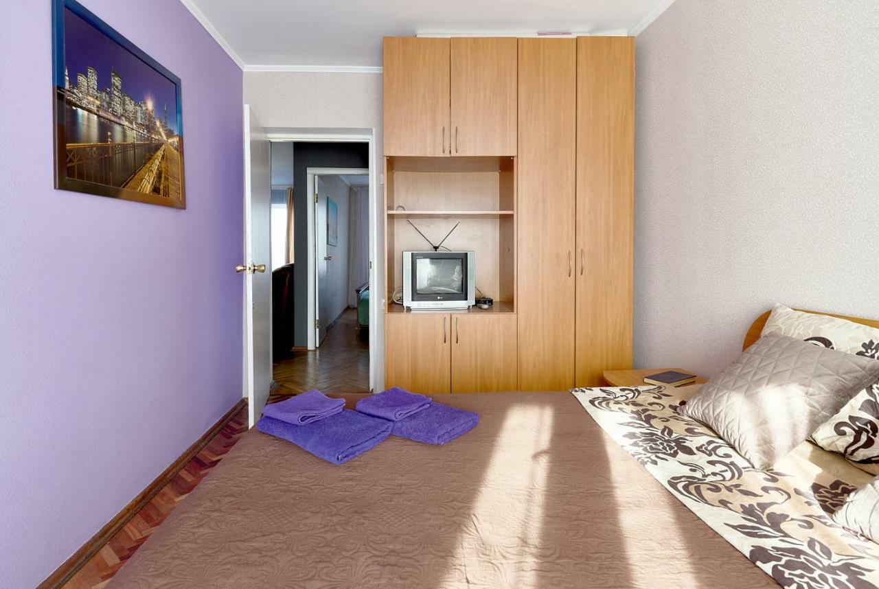 L3-82 Main Street- Modern New Three 3 Separate 3Bedrooms 100 M2 - Central Location, Metro Palace Of Sports - Gulliver Mall, Arena City Kiev Exterior foto